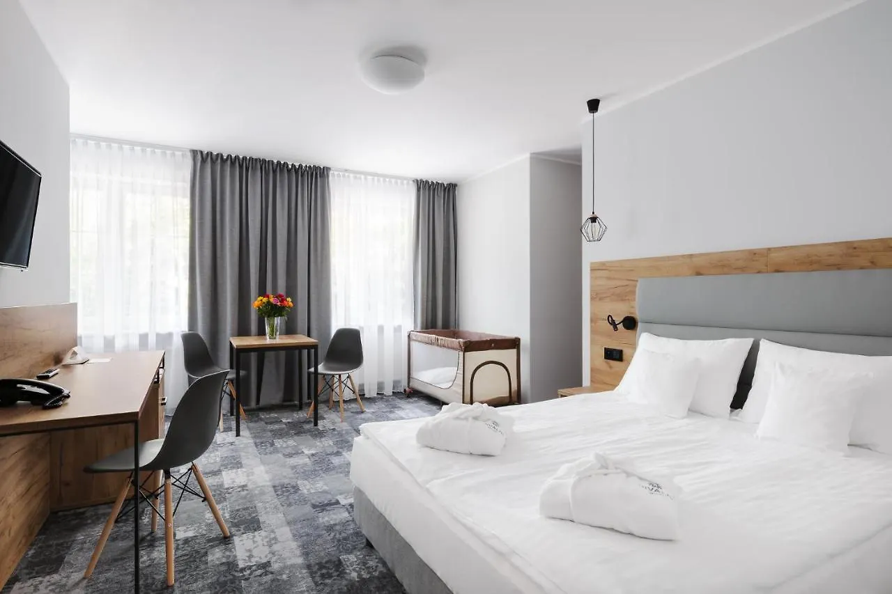 Hotel Vivaldi Karpacz 3*,  Polonia
