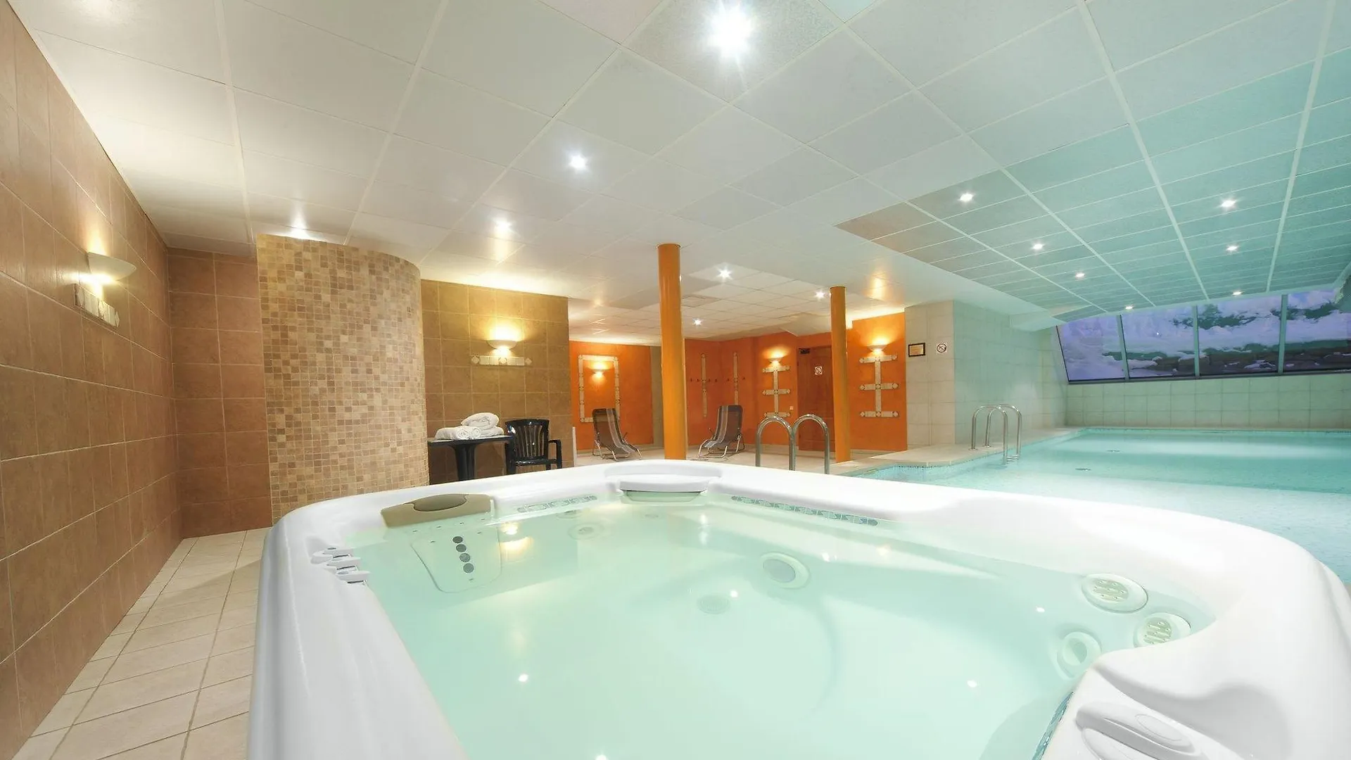 Hotel Vivaldi Karpacz 3*,  Polonia